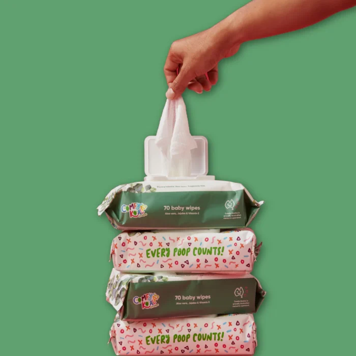 4_pack_wipes_styled_d3519181-0fdc-42ee-b82a-04862a883a20
